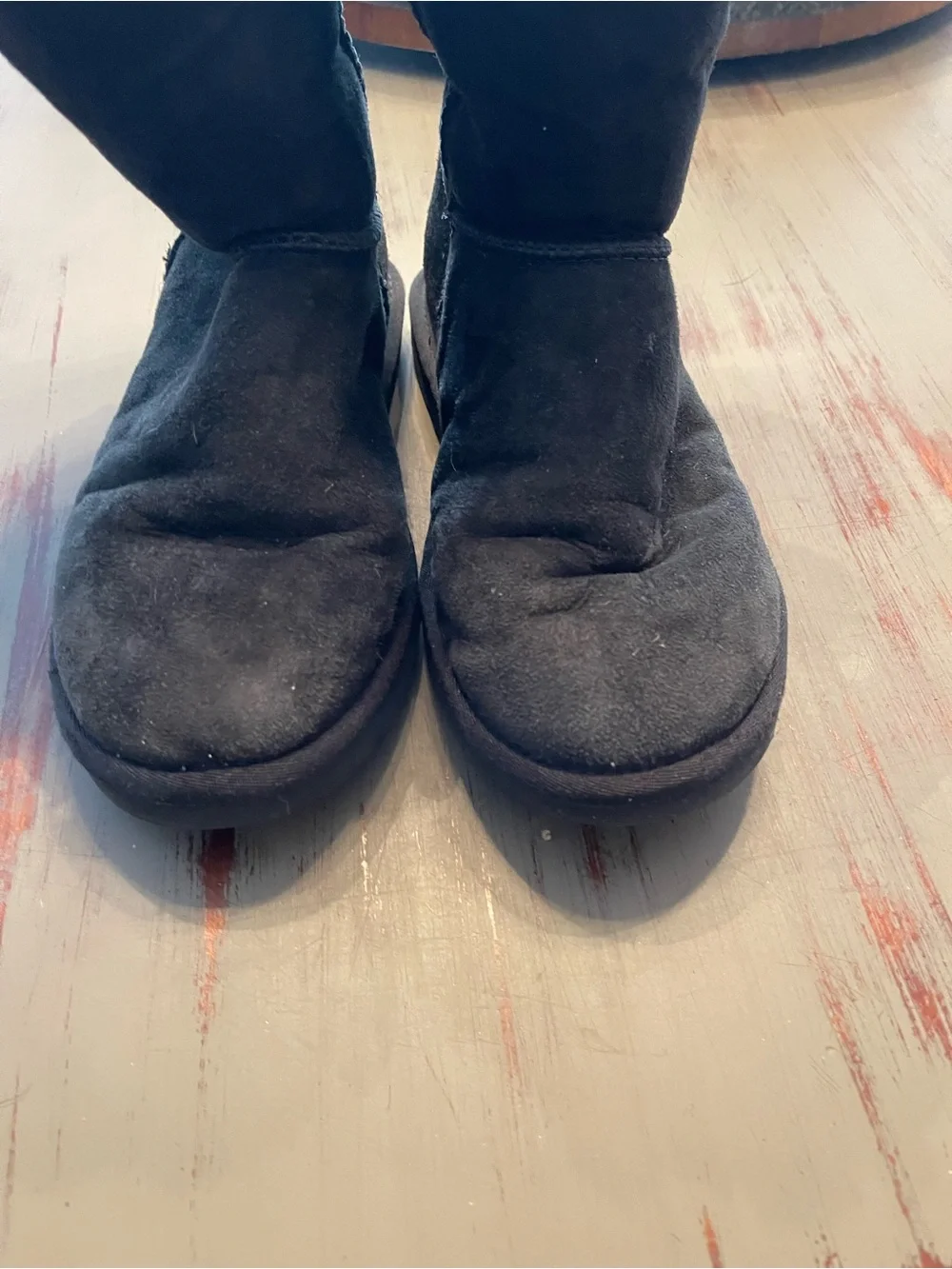 Women’s black Tularosa Ugg size 6 sherpa lined boot - fair pre loved condition